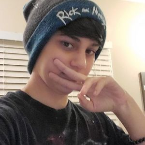 Meet your Posher, Devin drew